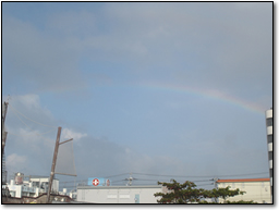 沖縄ではけっこうな頻度で虹が見られます！